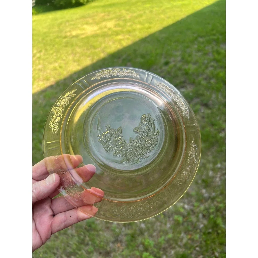Vintage Pink Depression‎ Glass Bowl Rosemary Dutch Rose Pattern Floral 7.5 Inch